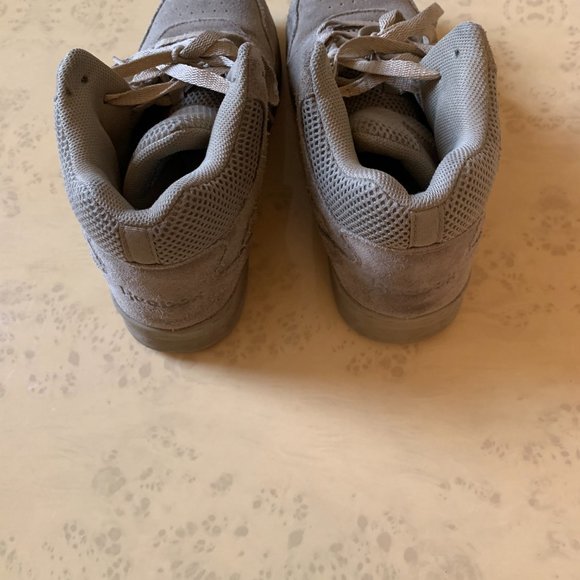 Reebok Gray Women's Composite toe Sneakers - Picture 3 of 6